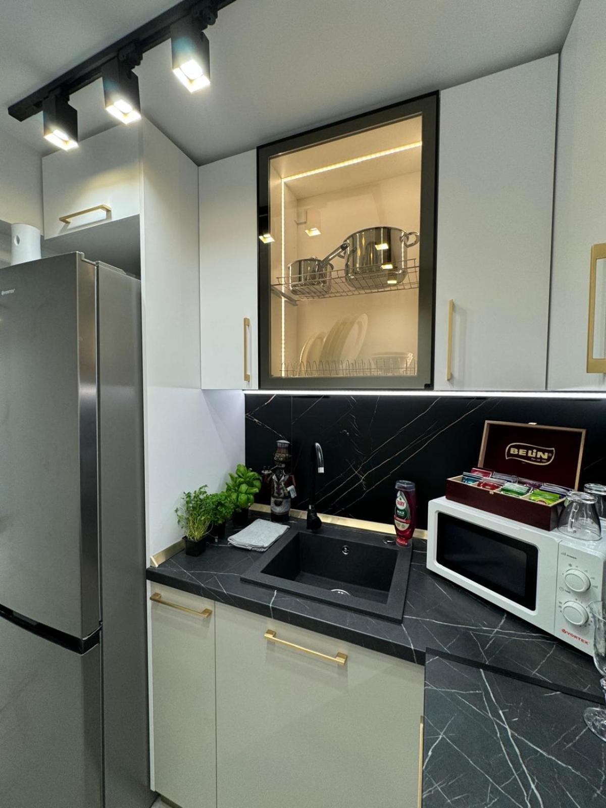 Iasi Ultra Central Apartment Self Check-In Экстерьер фото