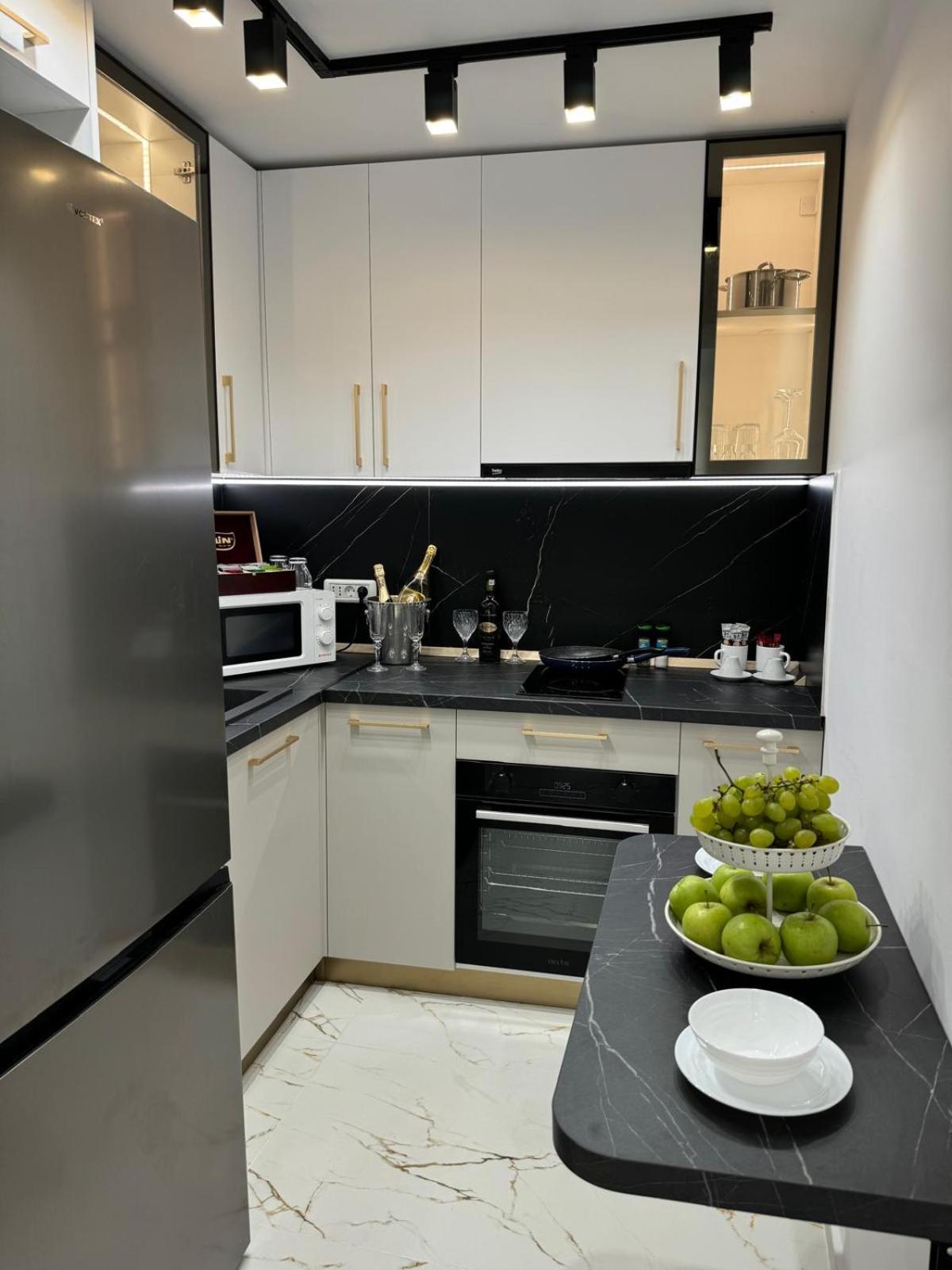 Iasi Ultra Central Apartment Self Check-In Экстерьер фото