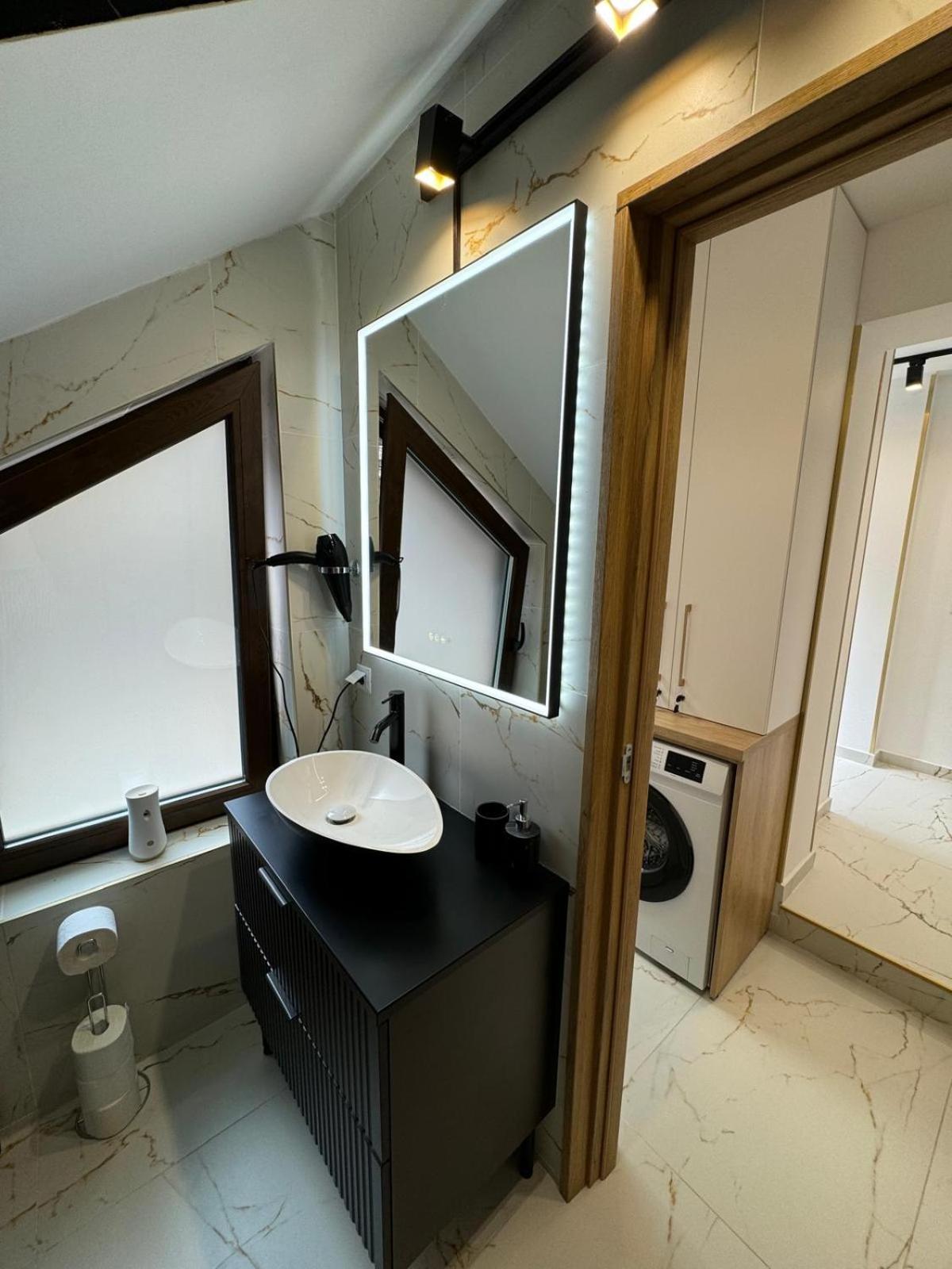 Iasi Ultra Central Apartment Self Check-In Экстерьер фото