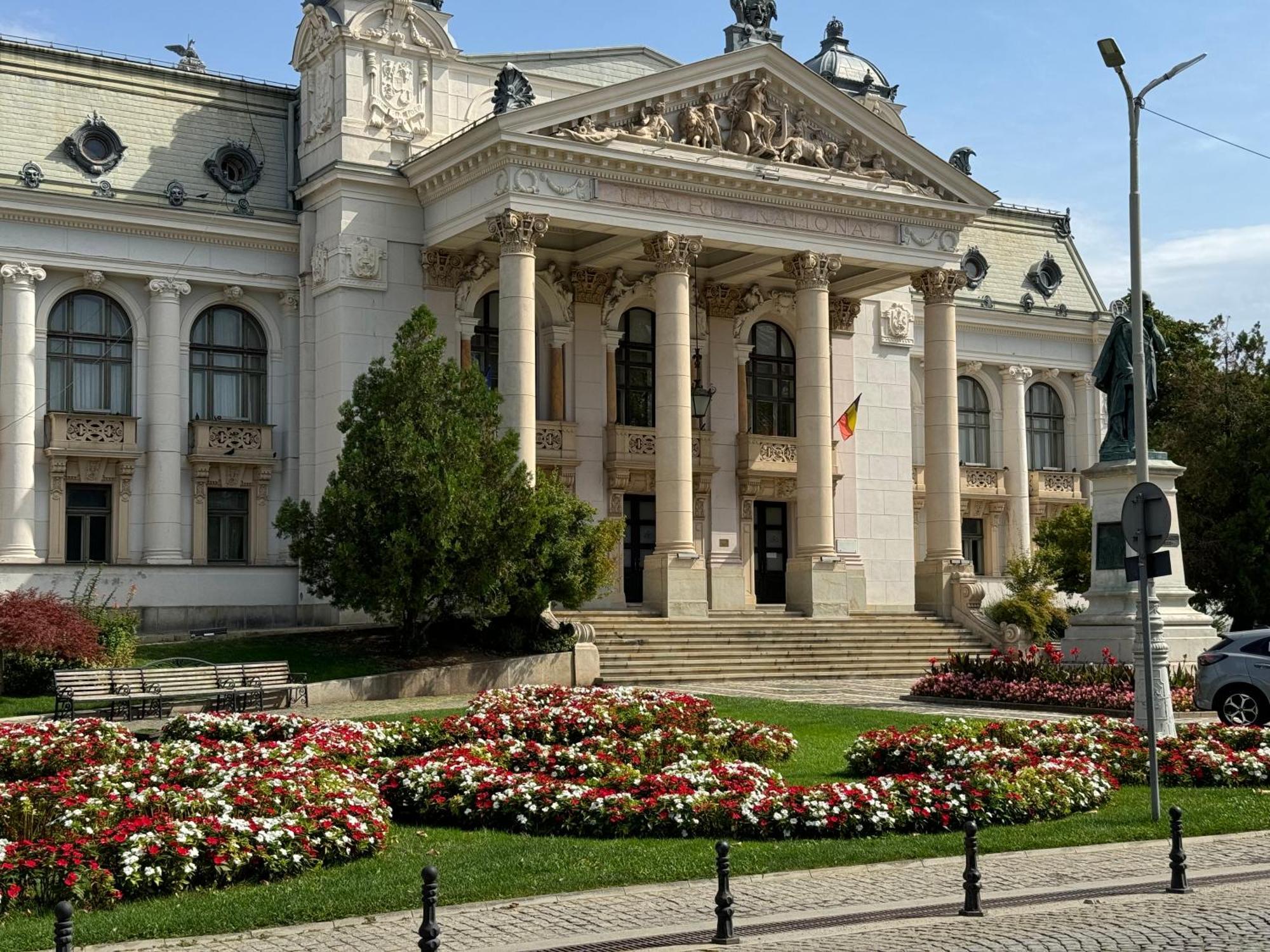 Iasi Ultra Central Apartment Self Check-In Экстерьер фото
